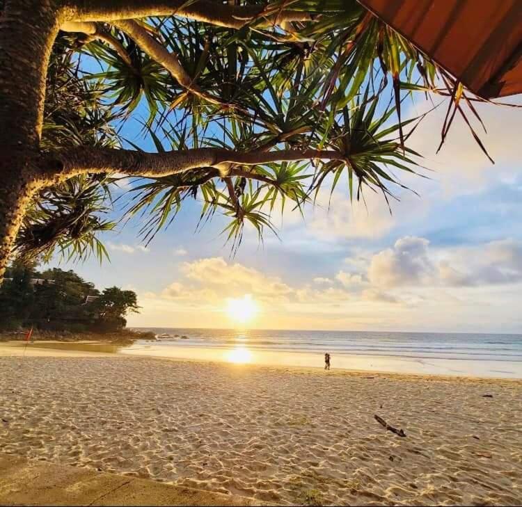 Massuwan Karon Beach Ban Saiyuan ภายนอก รูปภาพ